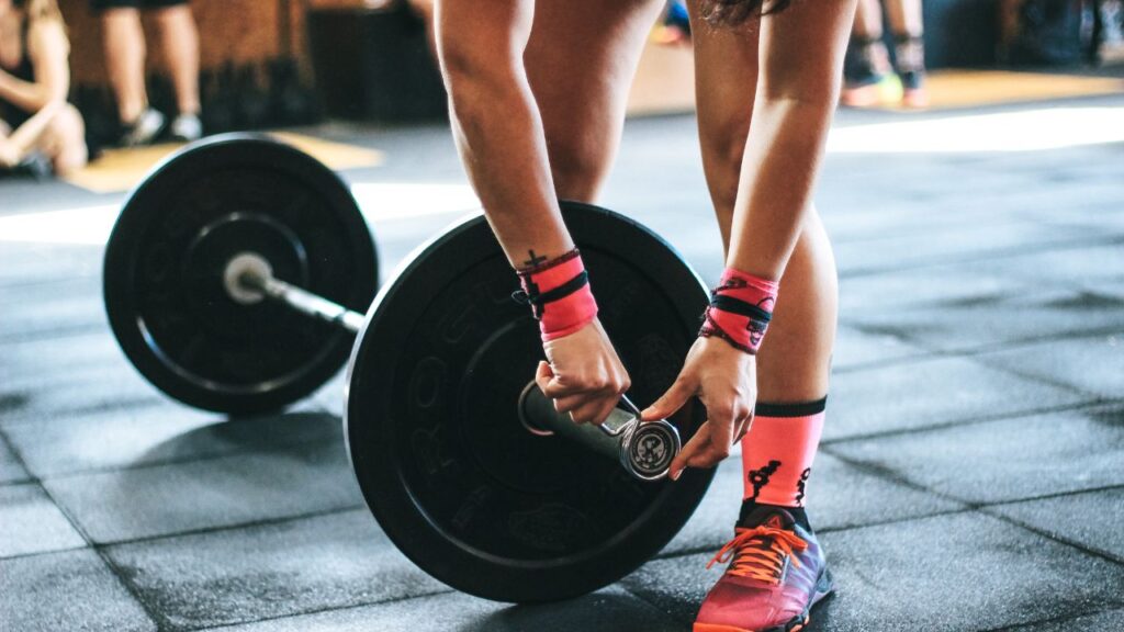 Krachttraining thuis: sterker worden zonder sportschool